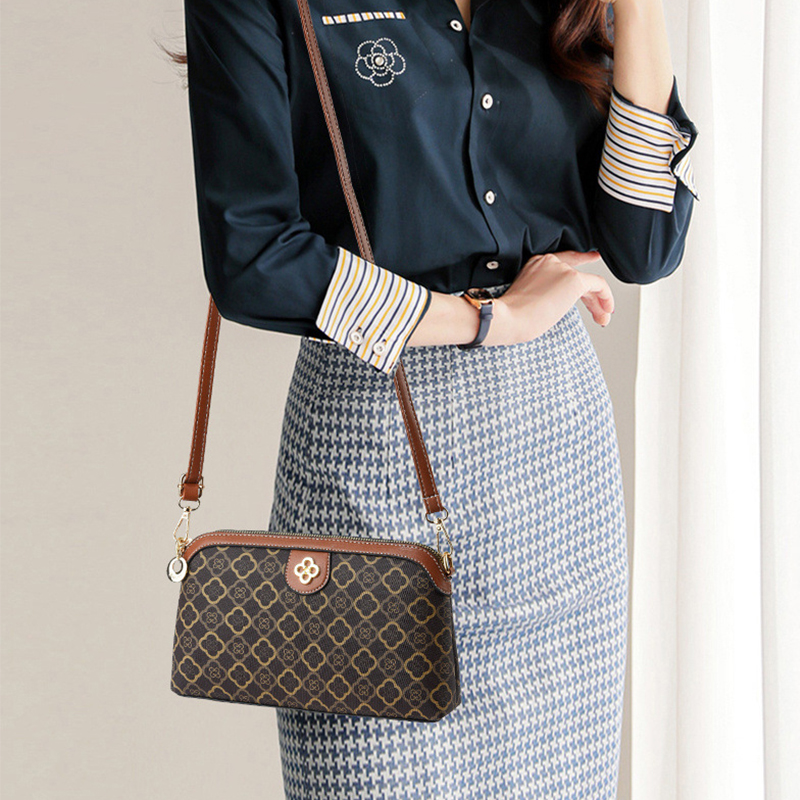 Michael Kors Jet Set 2026 Yeni - Women'S Bags Michael Kors incelemesi ve fiyatı