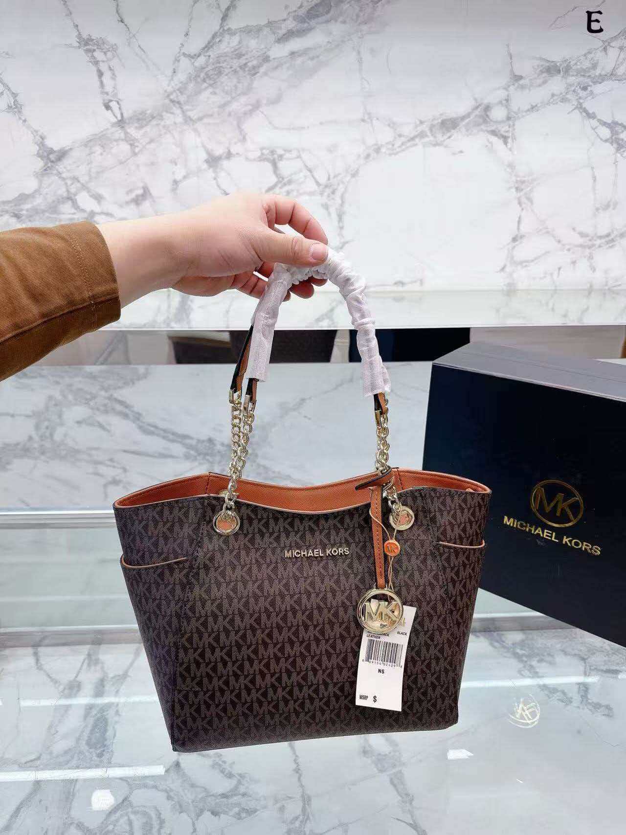 Michael Kors Jet Set 2026 Yeni - Women'S Bags Michael Kors incelemesi ve fiyatı